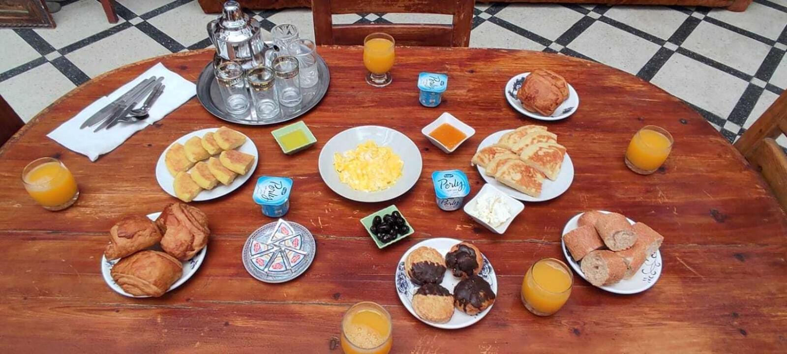 Dar Ahl Tadla Hotel Фес Екстериор снимка