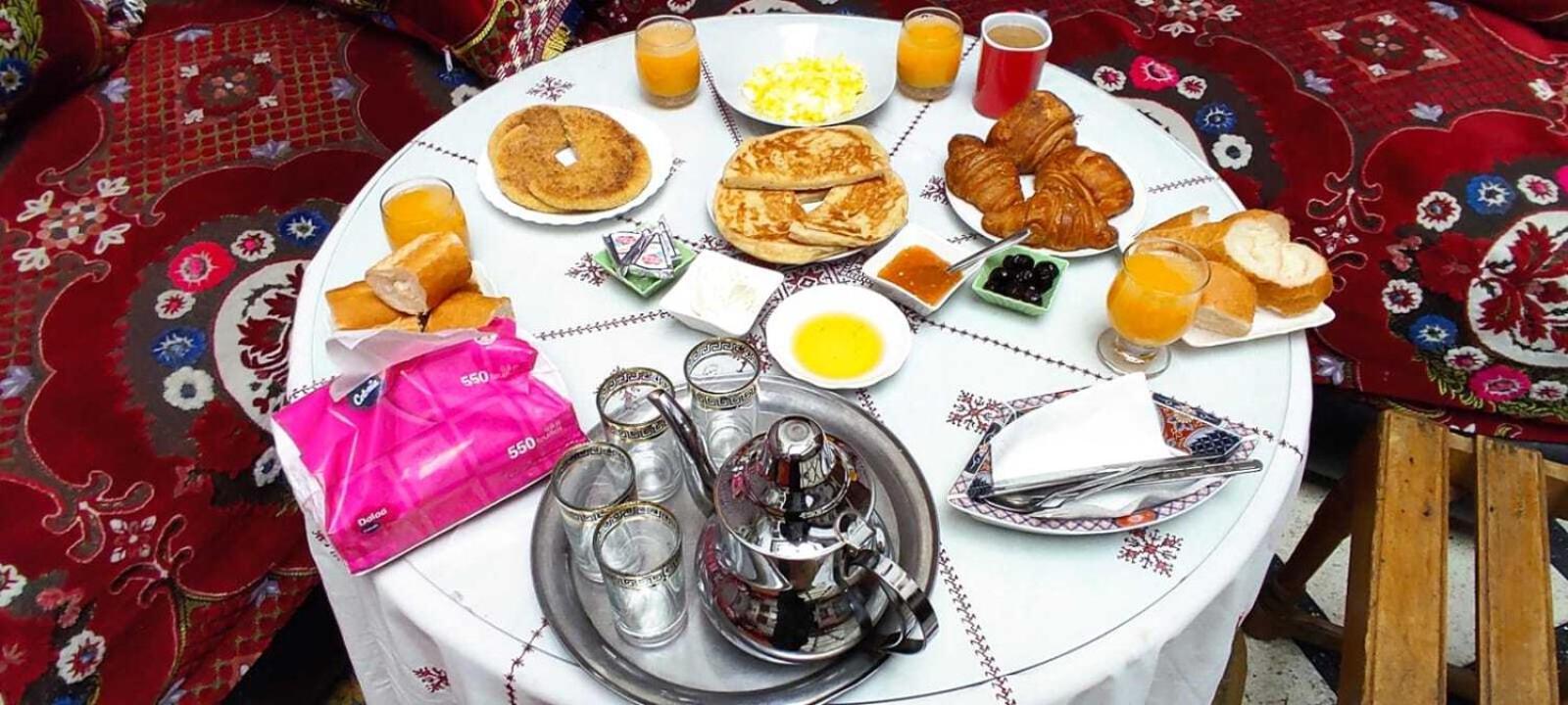 Dar Ahl Tadla Hotel Фес Екстериор снимка