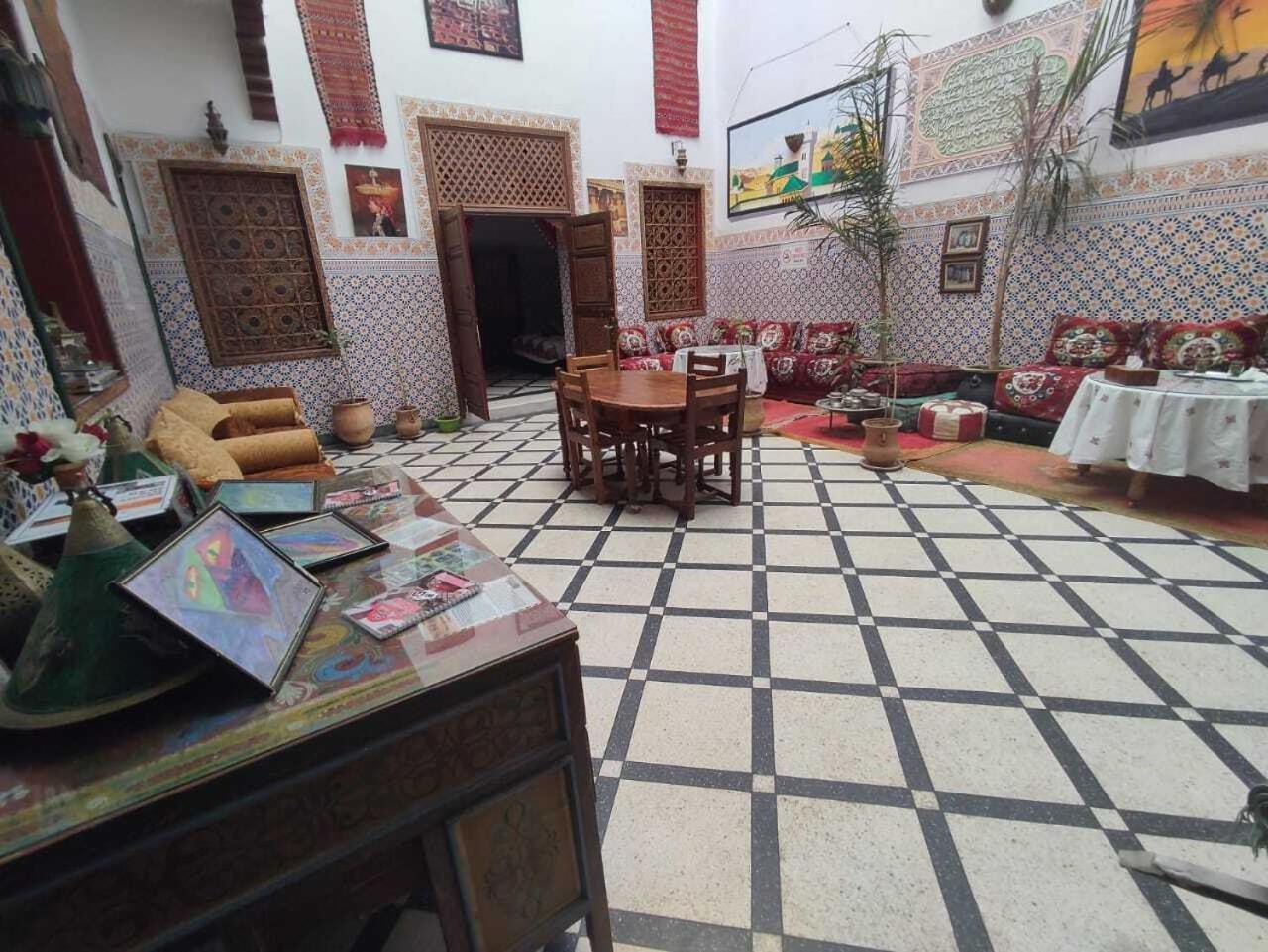 Dar Ahl Tadla Hotel Фес Екстериор снимка
