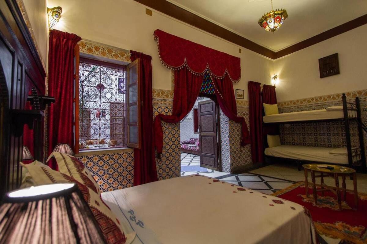 Dar Ahl Tadla Hotel Фес Екстериор снимка