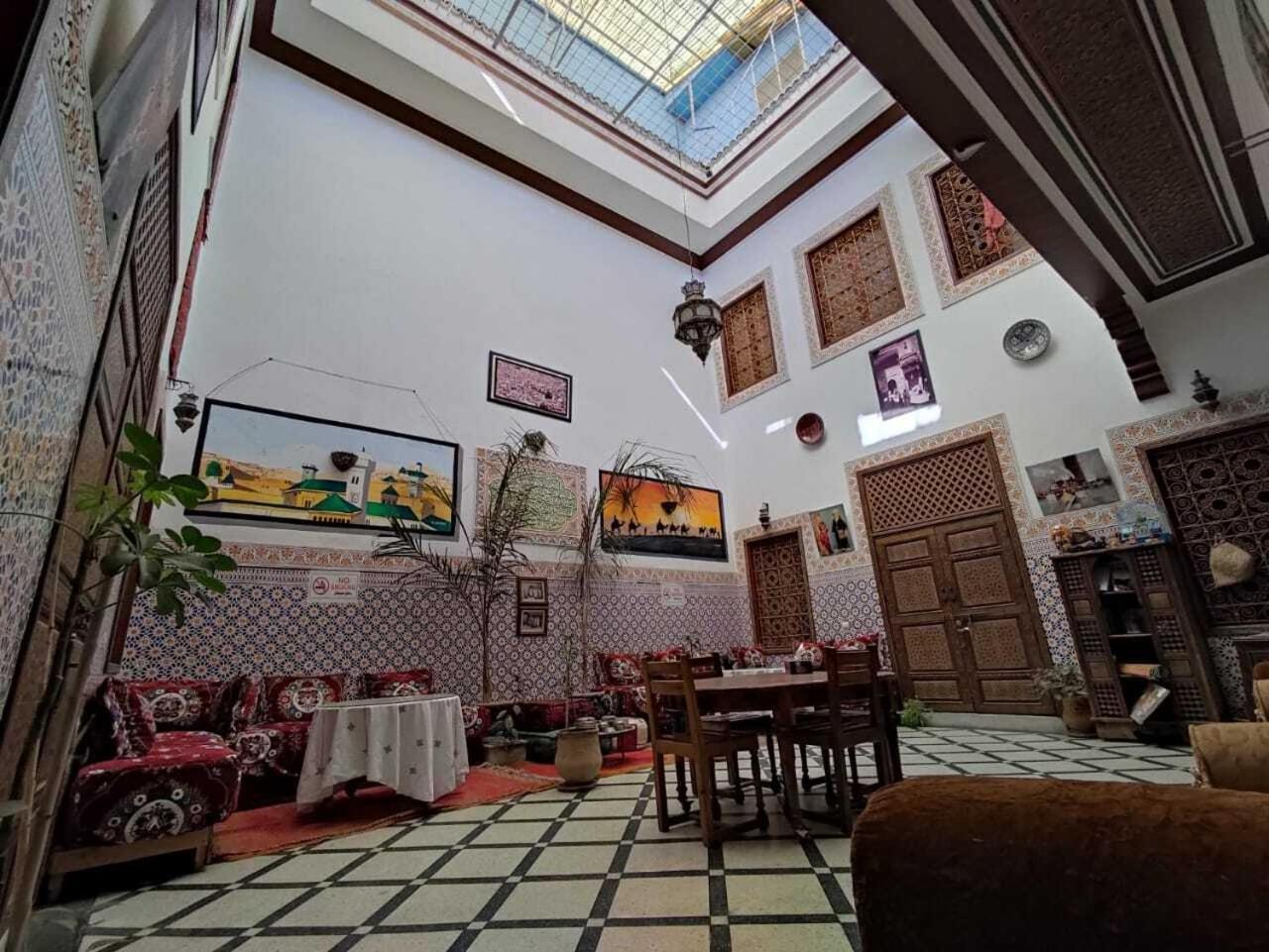 Dar Ahl Tadla Hotel Фес Екстериор снимка