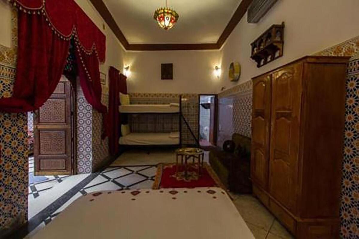 Dar Ahl Tadla Hotel Фес Екстериор снимка
