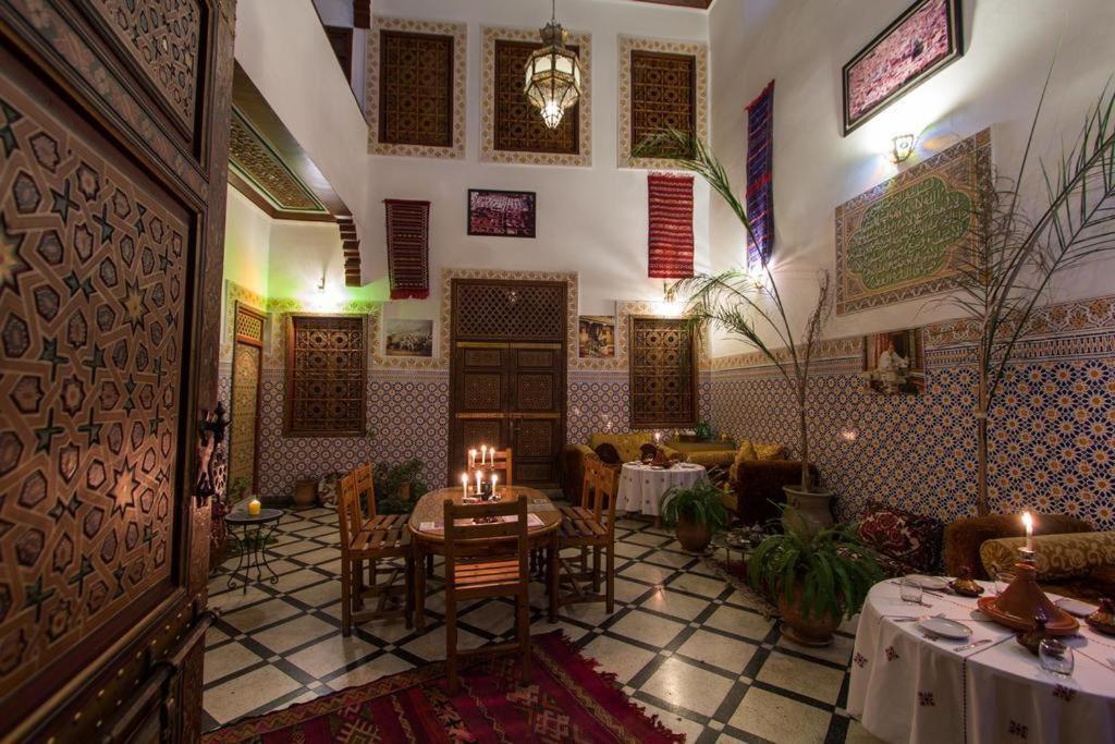 Dar Ahl Tadla Hotel Фес Екстериор снимка