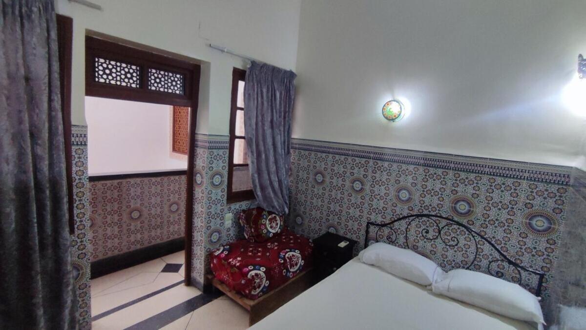 Dar Ahl Tadla Hotel Фес Екстериор снимка