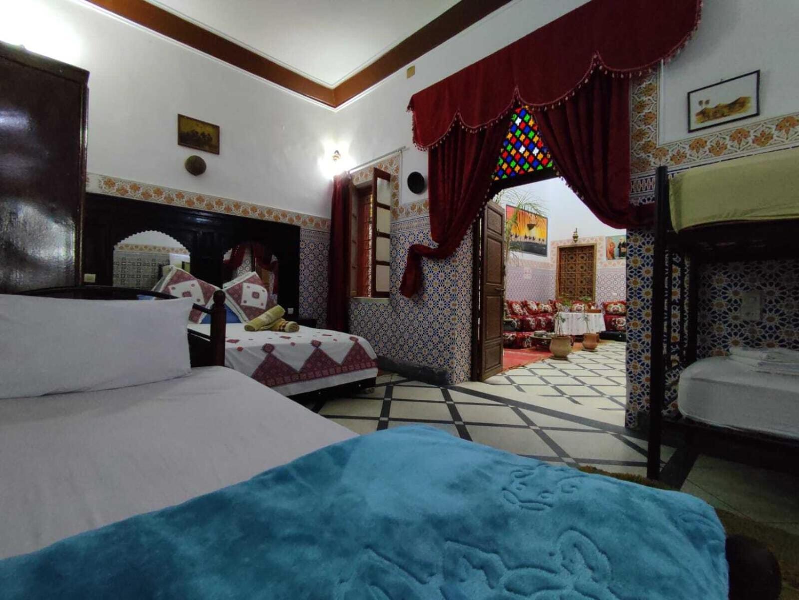 Dar Ahl Tadla Hotel Фес Екстериор снимка