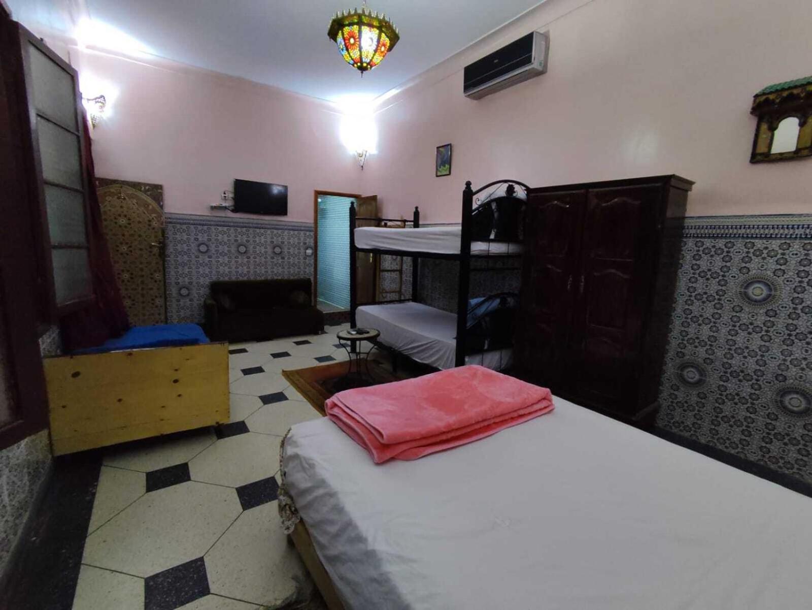 Dar Ahl Tadla Hotel Фес Екстериор снимка